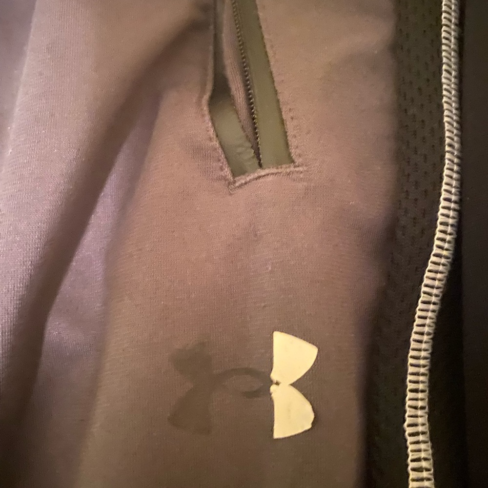 Bundle of 7 pairs of joggers and athletic wear pants - Picture 4 of 5